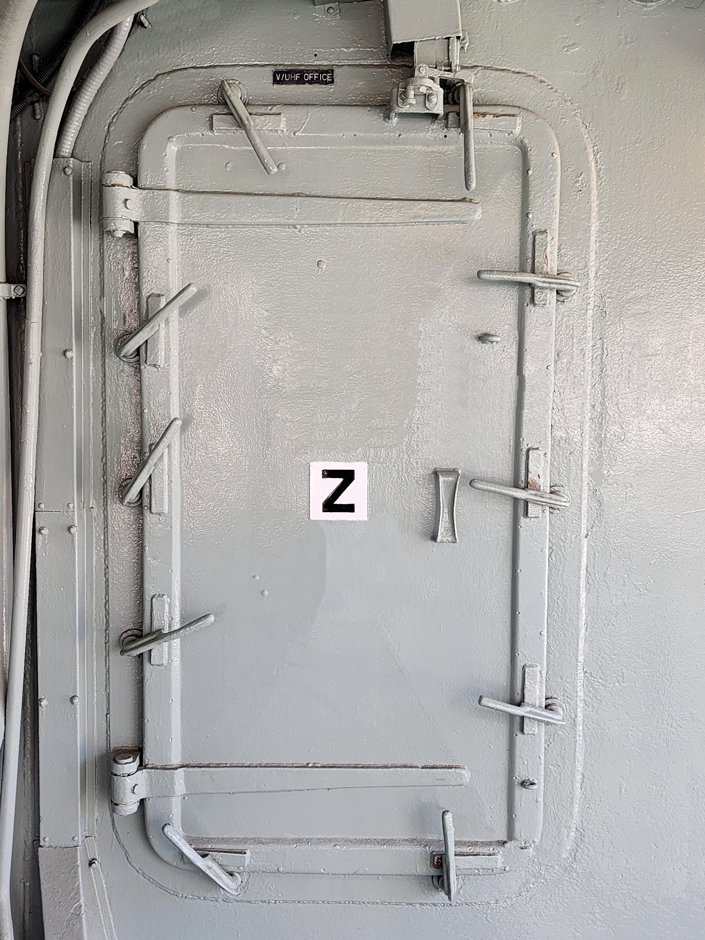 Watertight door